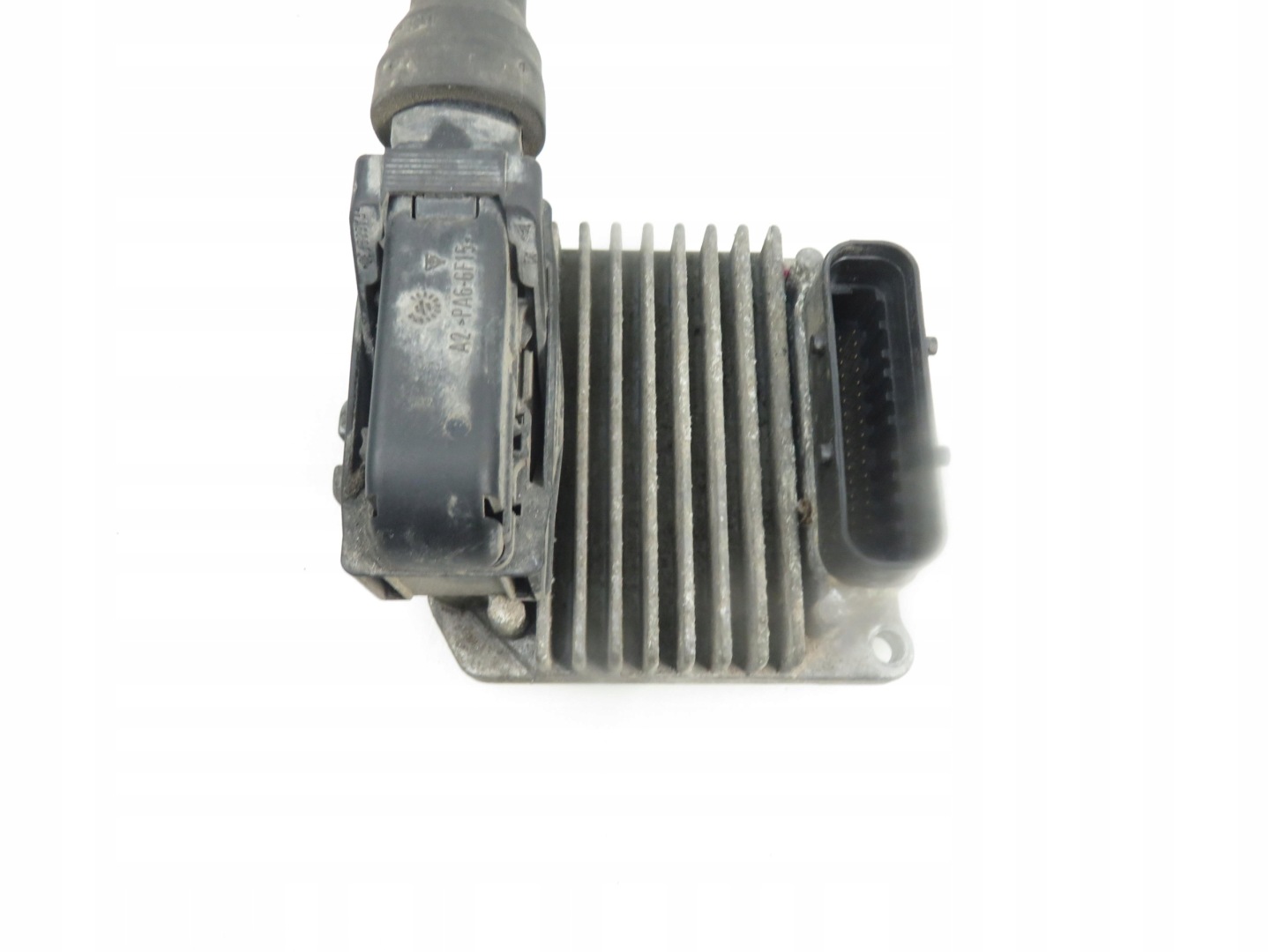 control unit of the engine OPEL ZAFIRA 1.6B 16250009