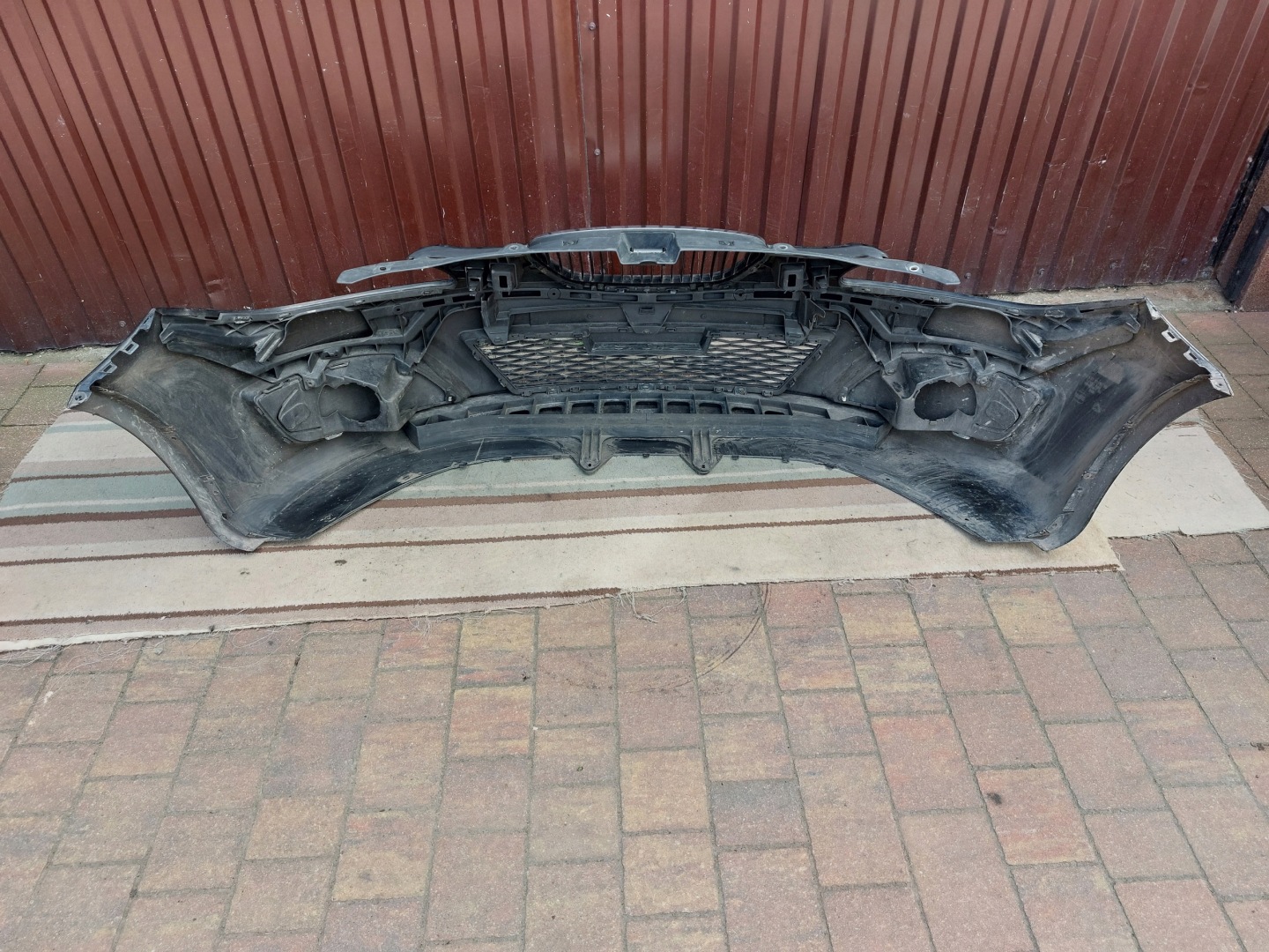 bumper front Seat Leon II lift 09-12 1P0807221M black