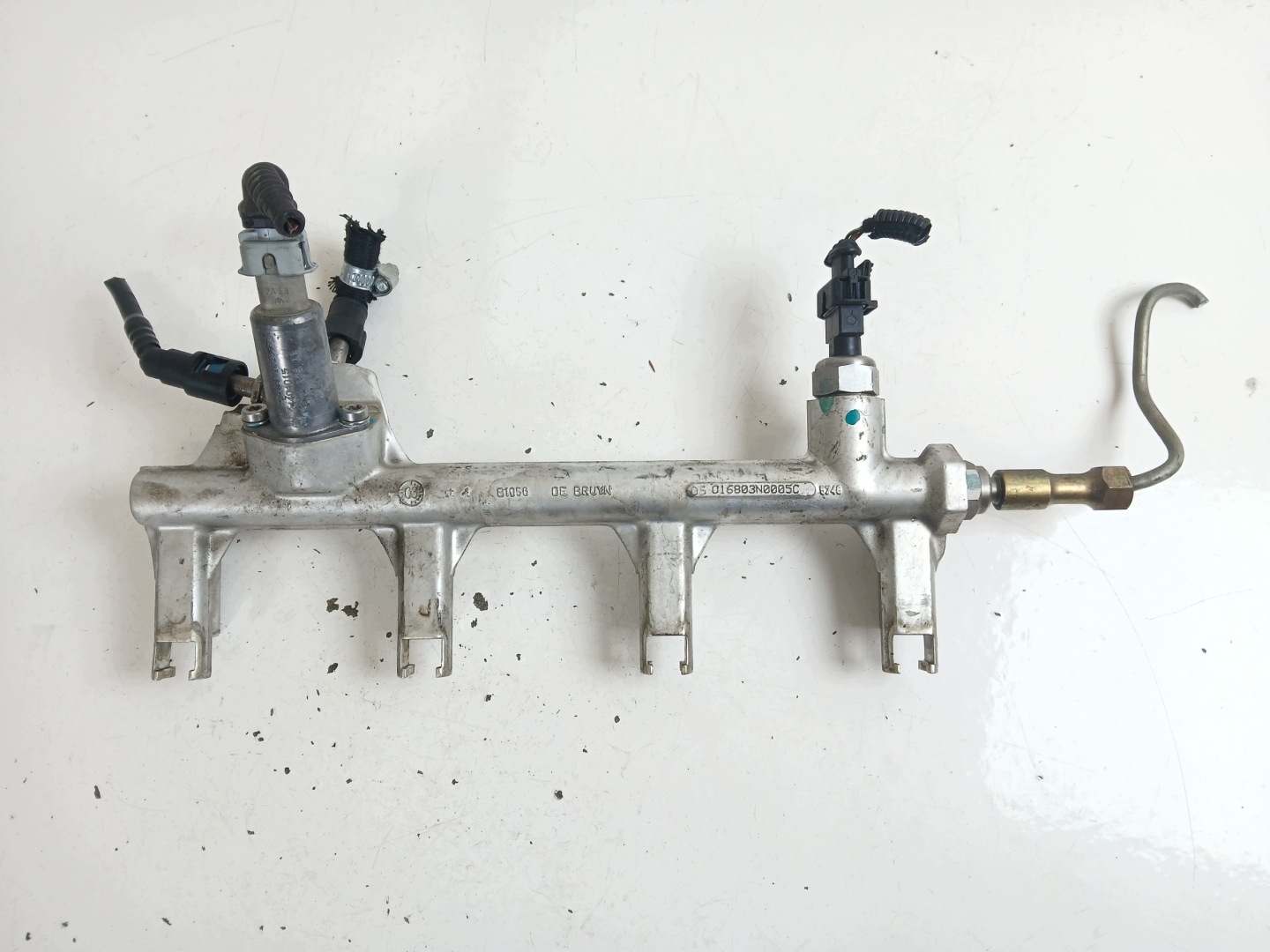 OPEL VECTRA C SIGNUM 2.2 DIRECT injection ramp sensor 24404015