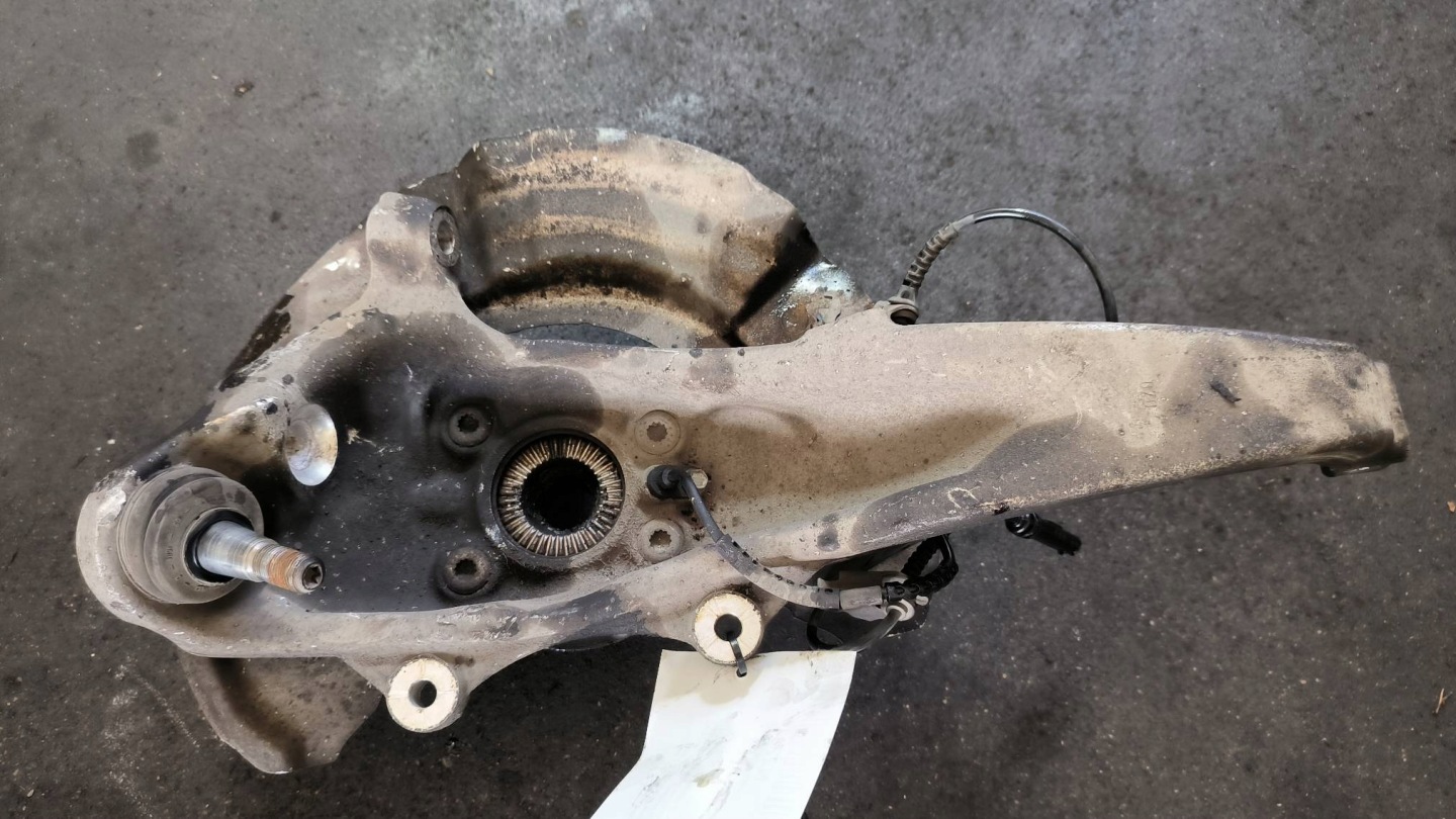swing right front BMW F02 750Li xDrive