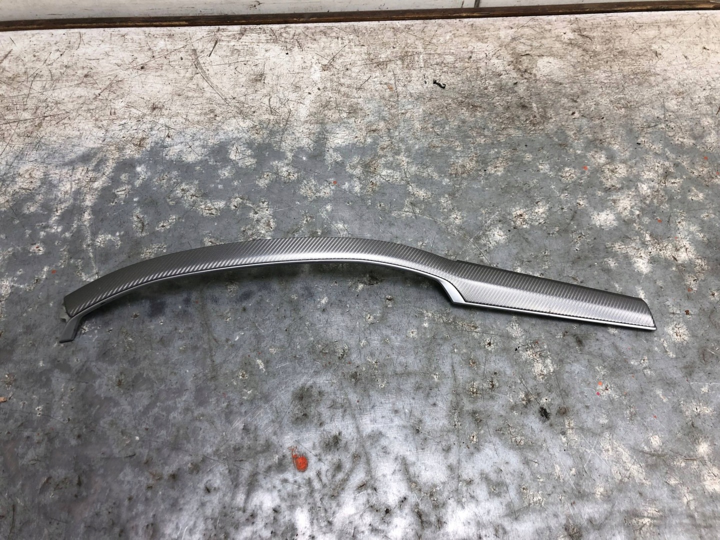 Moulage DEKOR Console XVC VW ARTEON 3G8854382D
