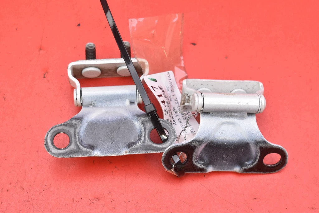 hinge hinges bonnet rear part boot TOYOTA YARIS 4 IV GR 20