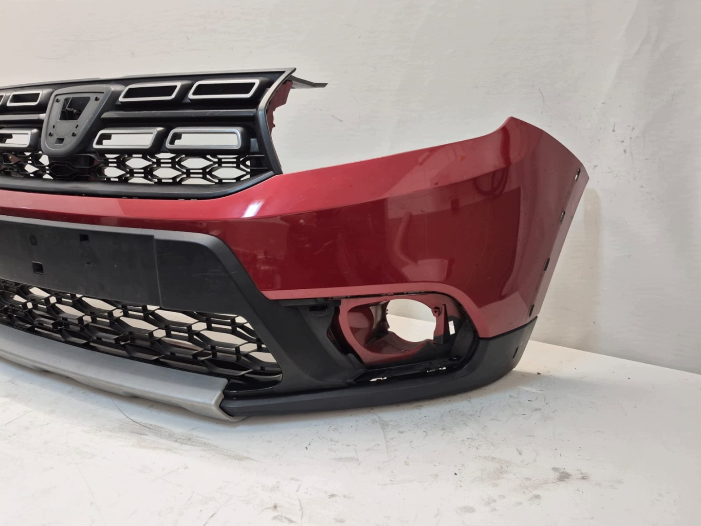 DACIA SANDERO II STEPWAY LIFT 16- bumper front front 620223900R