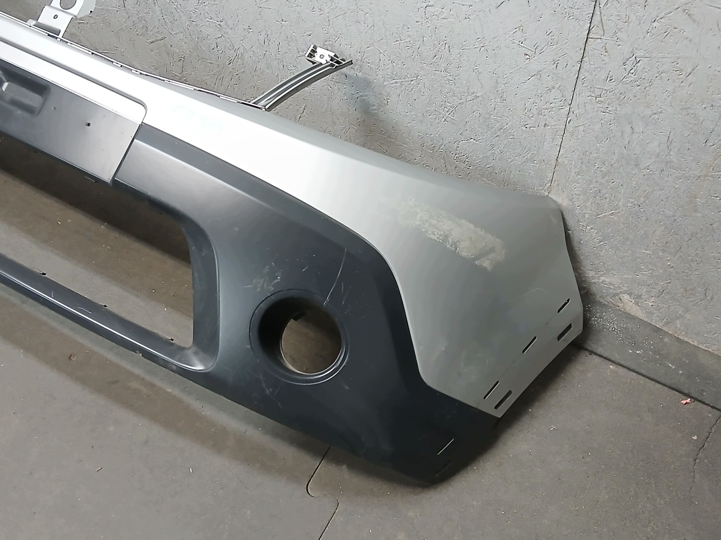 bumper front DACIA SANDERO STEPWAY and 1 08-12