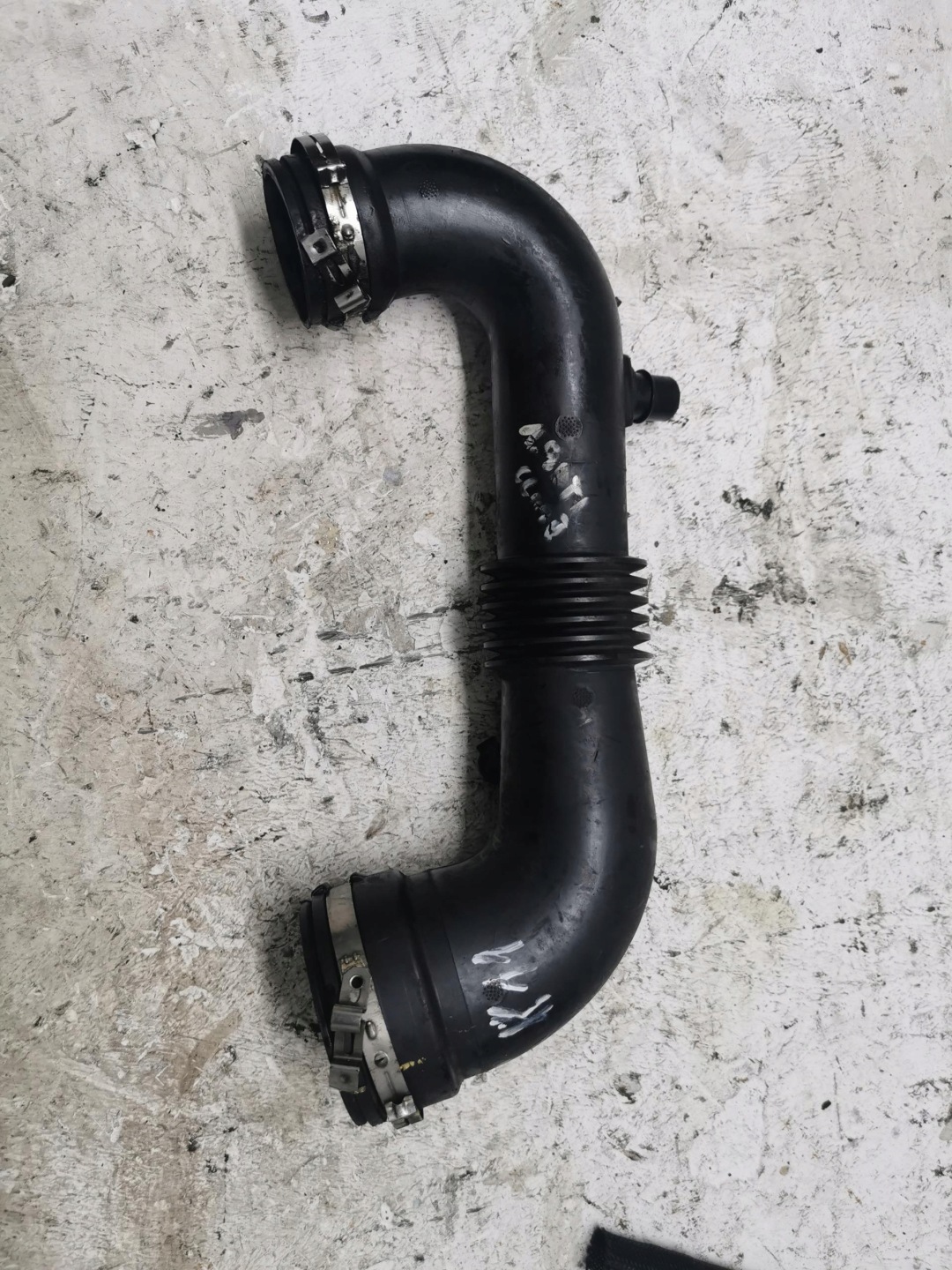 pipe air RENAULT KANGOO II 1.9DCI 7700110443