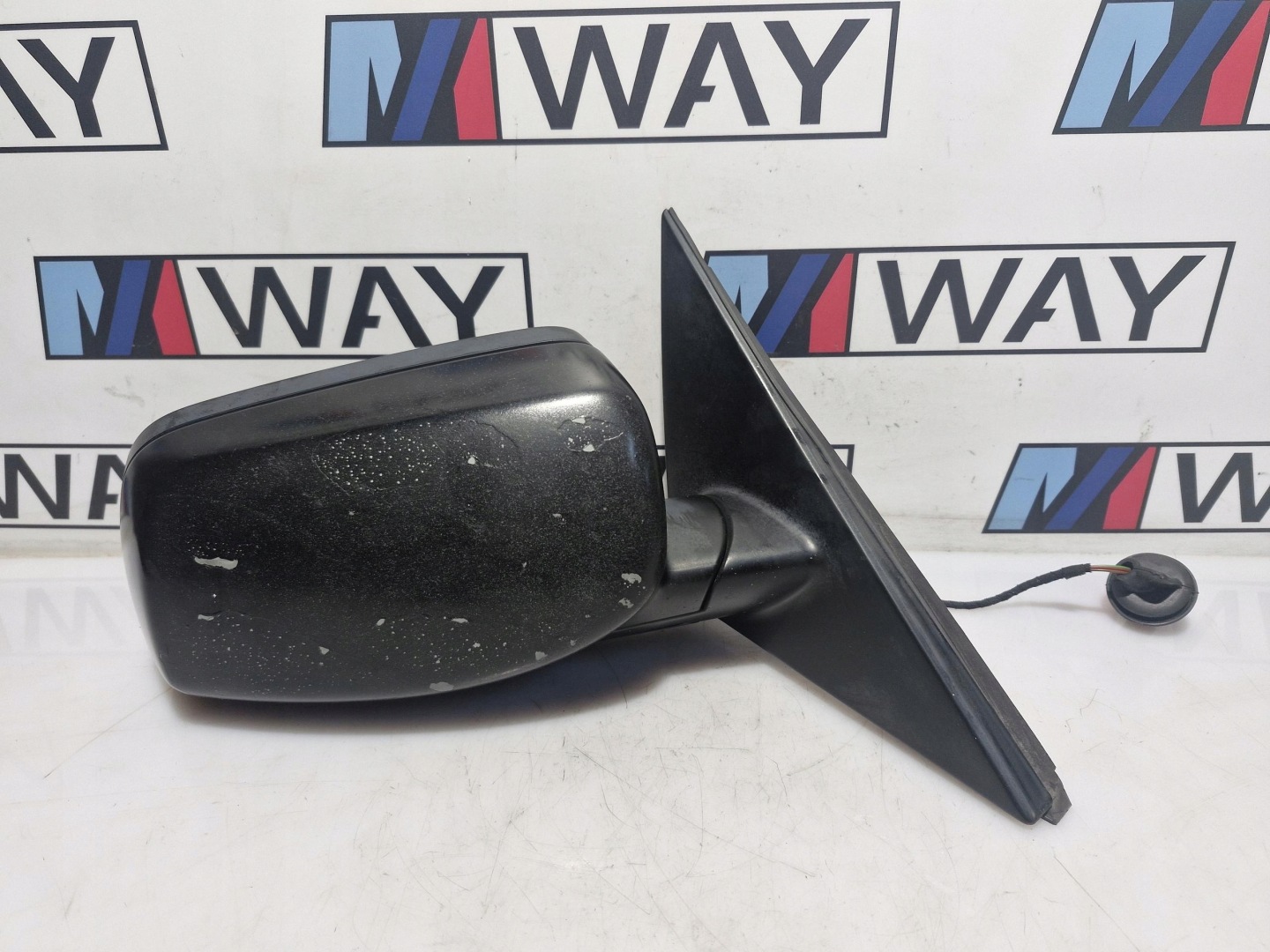 BMW E60 E61 LCI LISTERKO right 3PIN 475 BLACK SHAPPIRE
