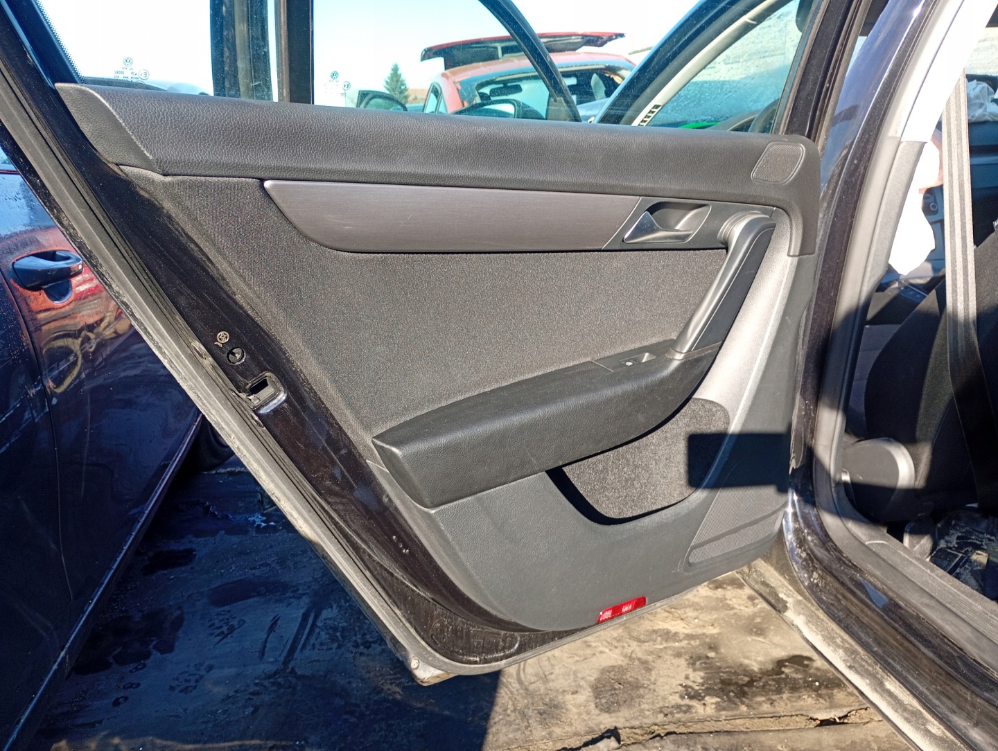 VW Passat B7 10-14 upholstery left side side left rear rear part
