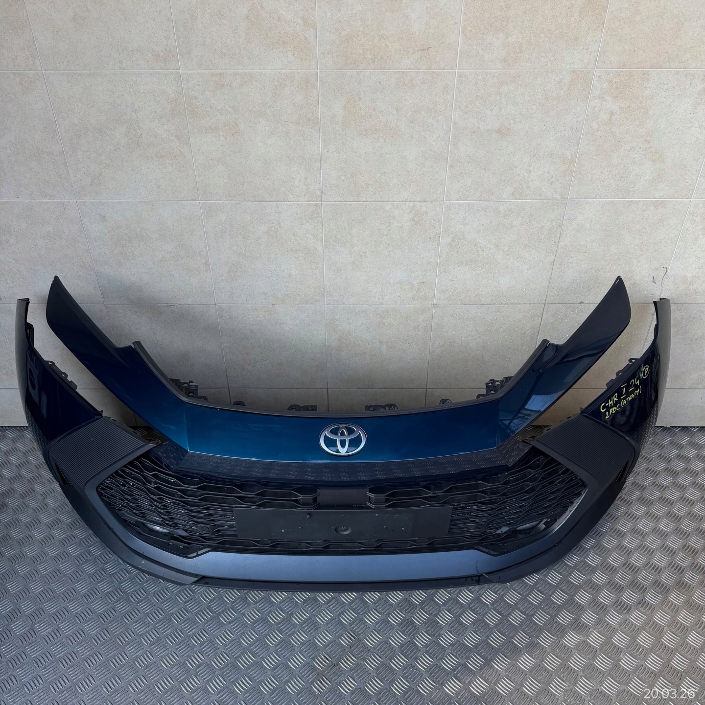 front bumper complete TOYOTA C-HR II 2024 ROK 2 PDC