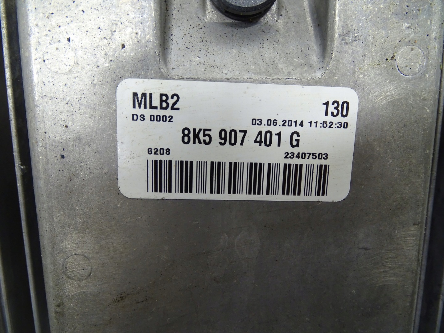 control unit computer of the engine AUDI A5 8T 8K5907401G