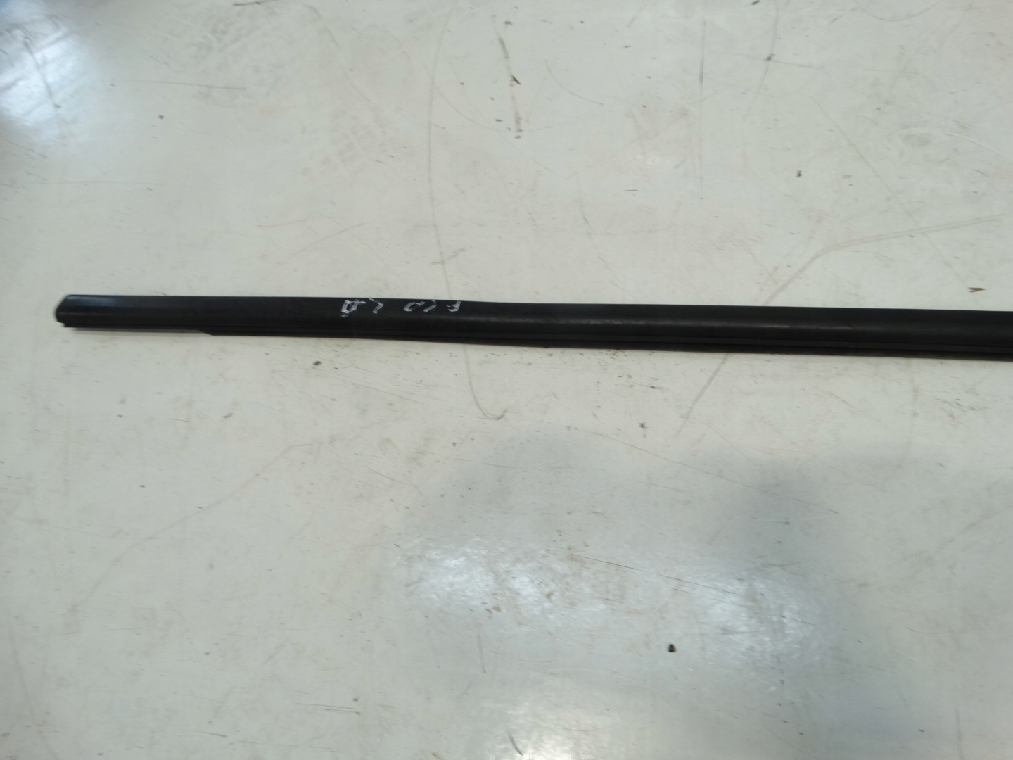 moulding door exterior left front BMW 1 F20 2013R.