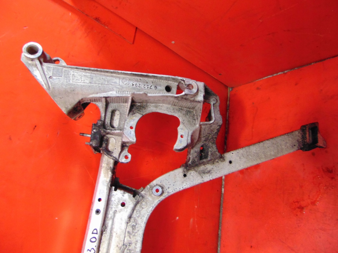 BMW 7 E65 E66 axle beam subframe axle beam TRAWERS front