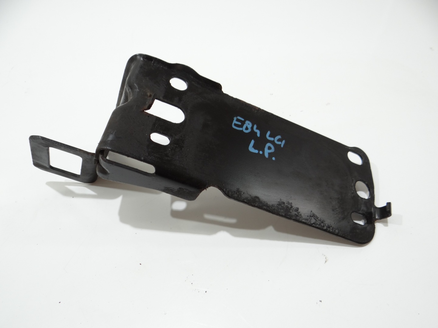 holder radiator left BMW E84 E87 E90 LCI 7117811