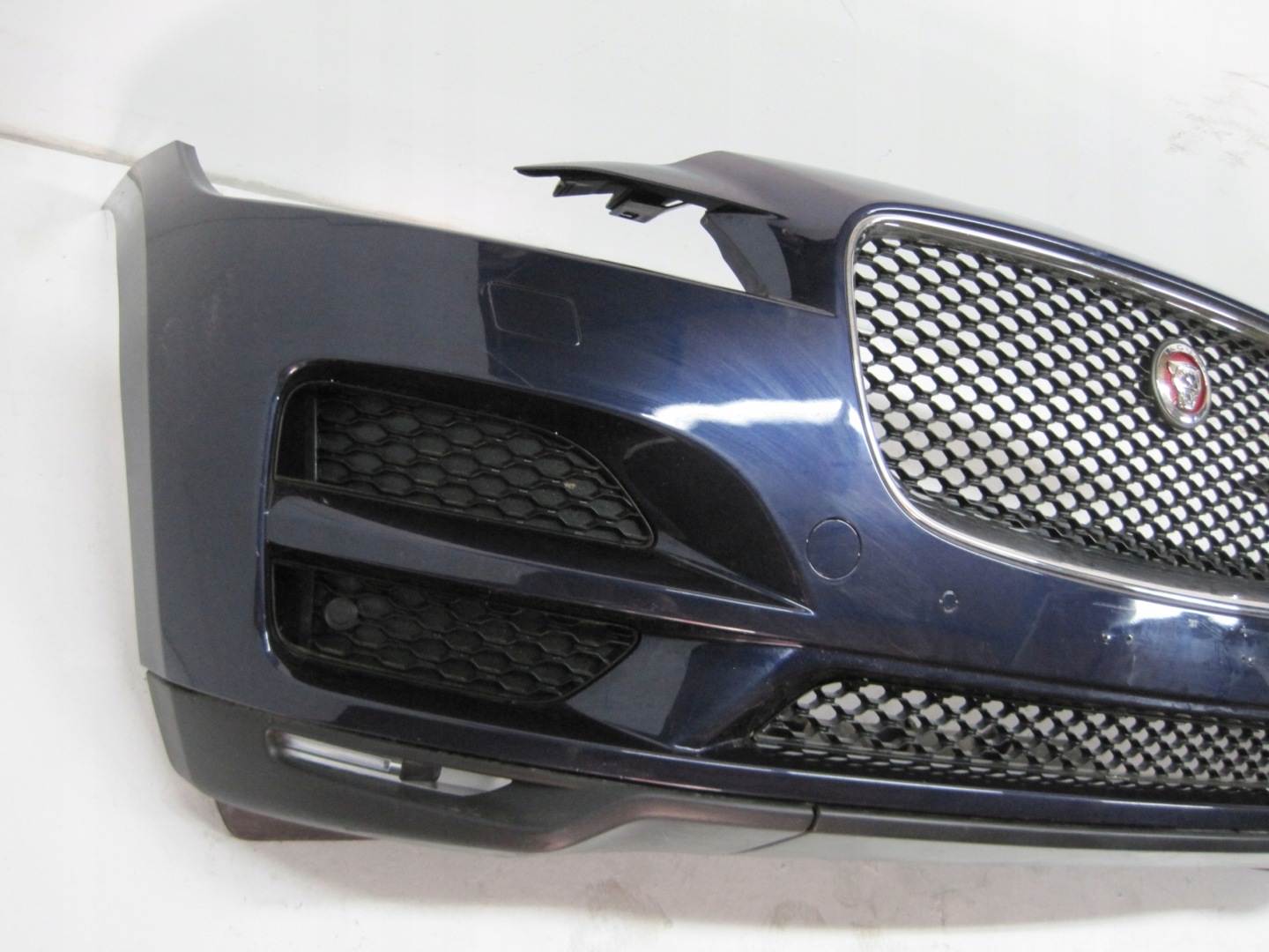 bumper JAGUAR F PACE 4 PDC 18R XENON front front