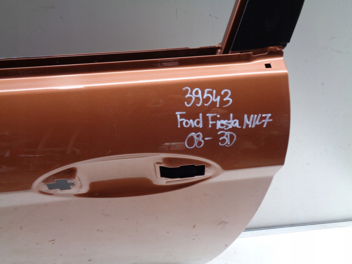 TÜR LINKS FORD FIESTA MK7 08-16 3D NR 39543