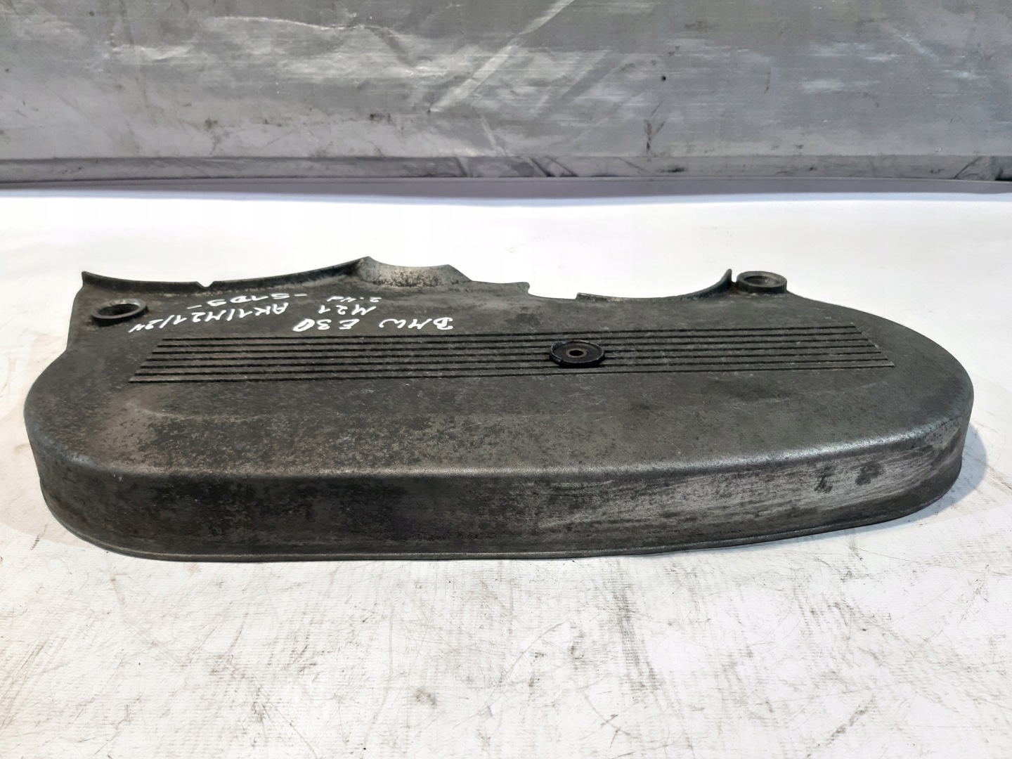 Couvercle Boîte Couvercle BMW E30 M21 2.4D