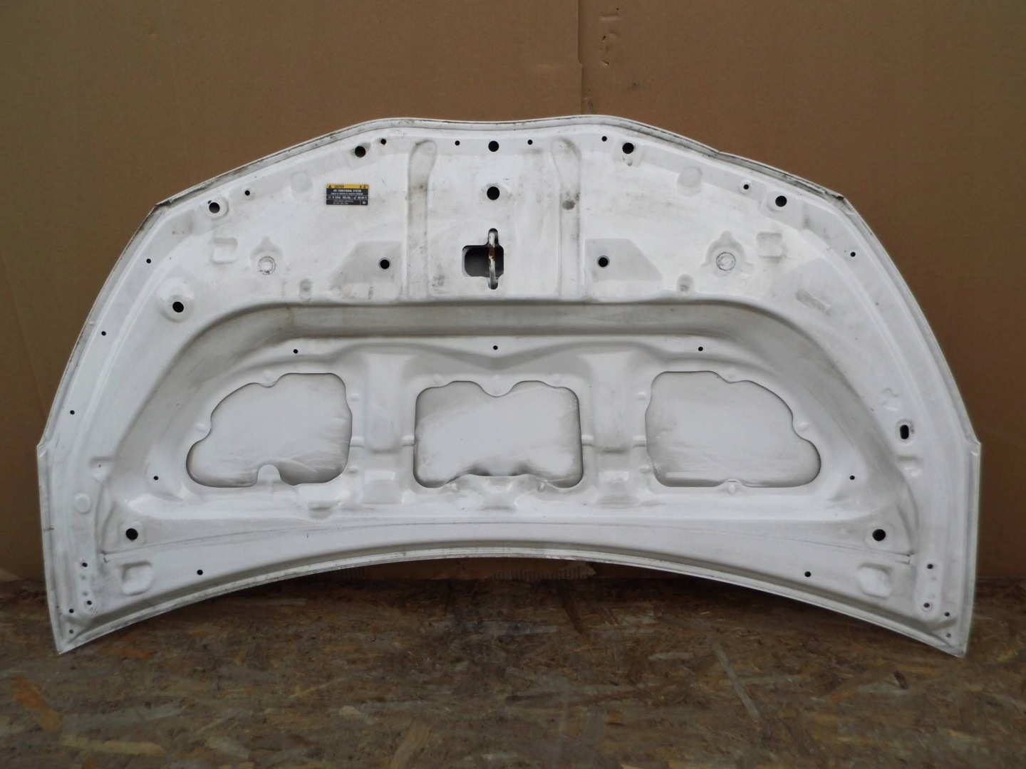 Toyota Yaris III 2012-2020 Cofano