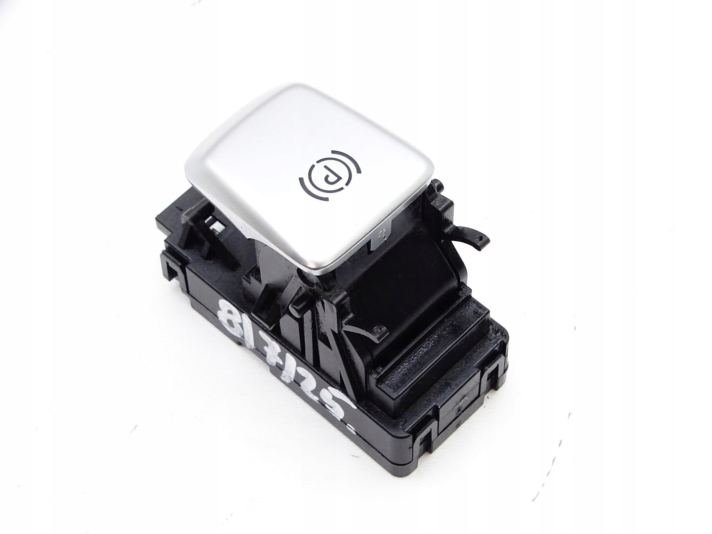 button switch electric brake MERCEDES CLS W257 A2139056608