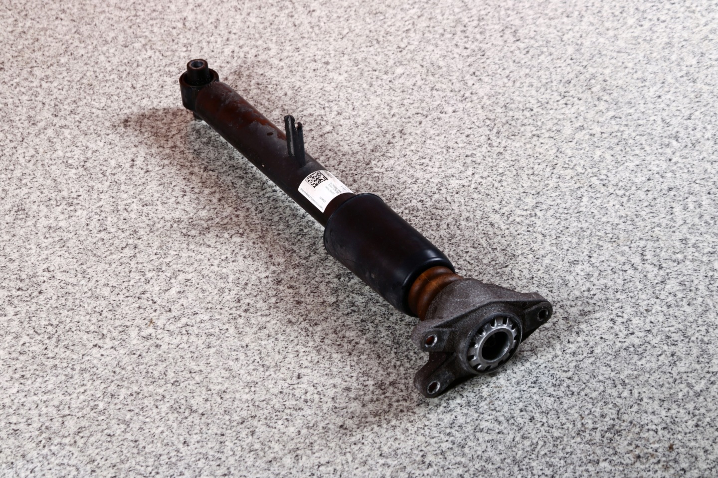 BMW G20 330dX shock absorber right left rear part 6879315