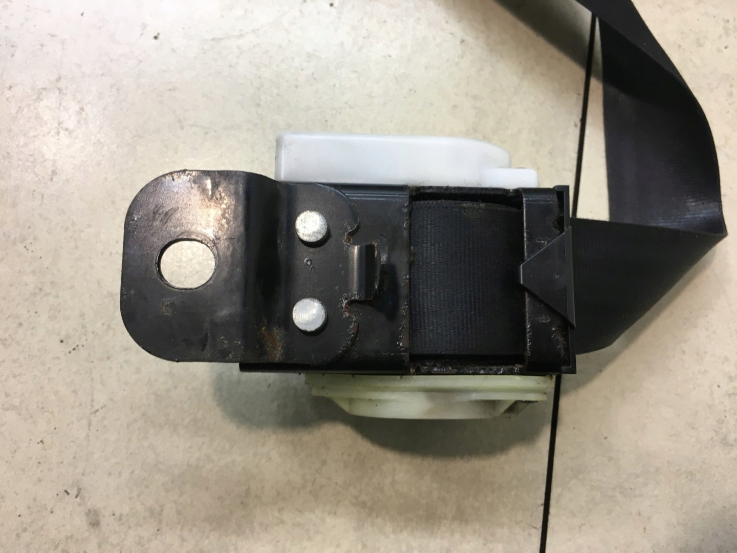 tension belt safety right front VOYAGER IV