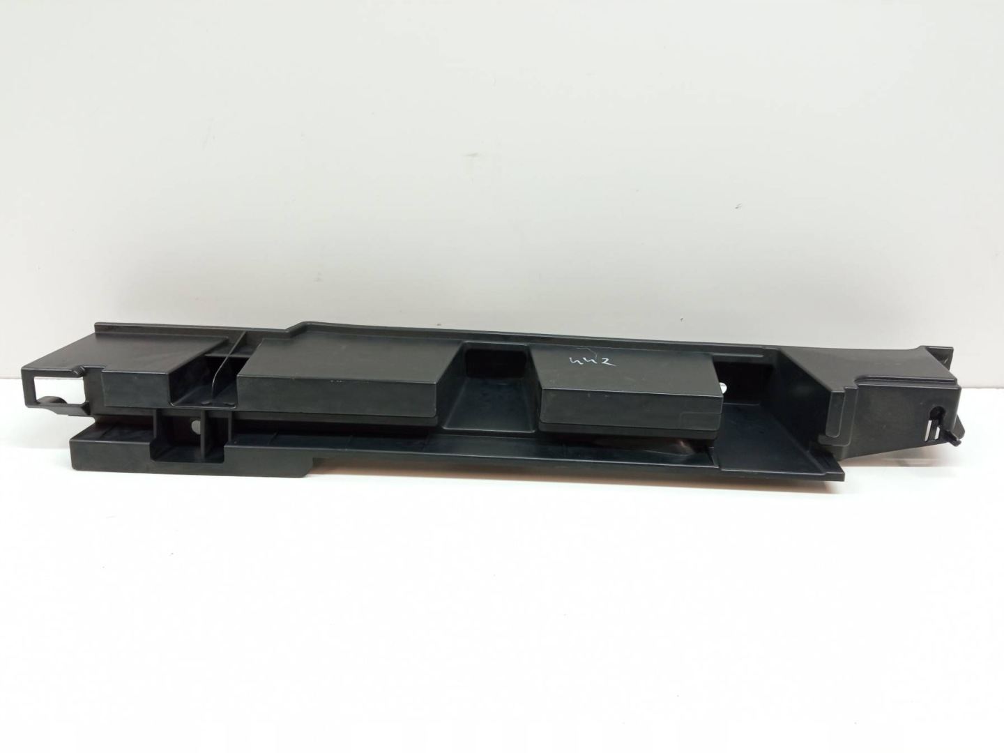 cover moulding boot left holder 31377850 Volvo XC 90 II (2015- )