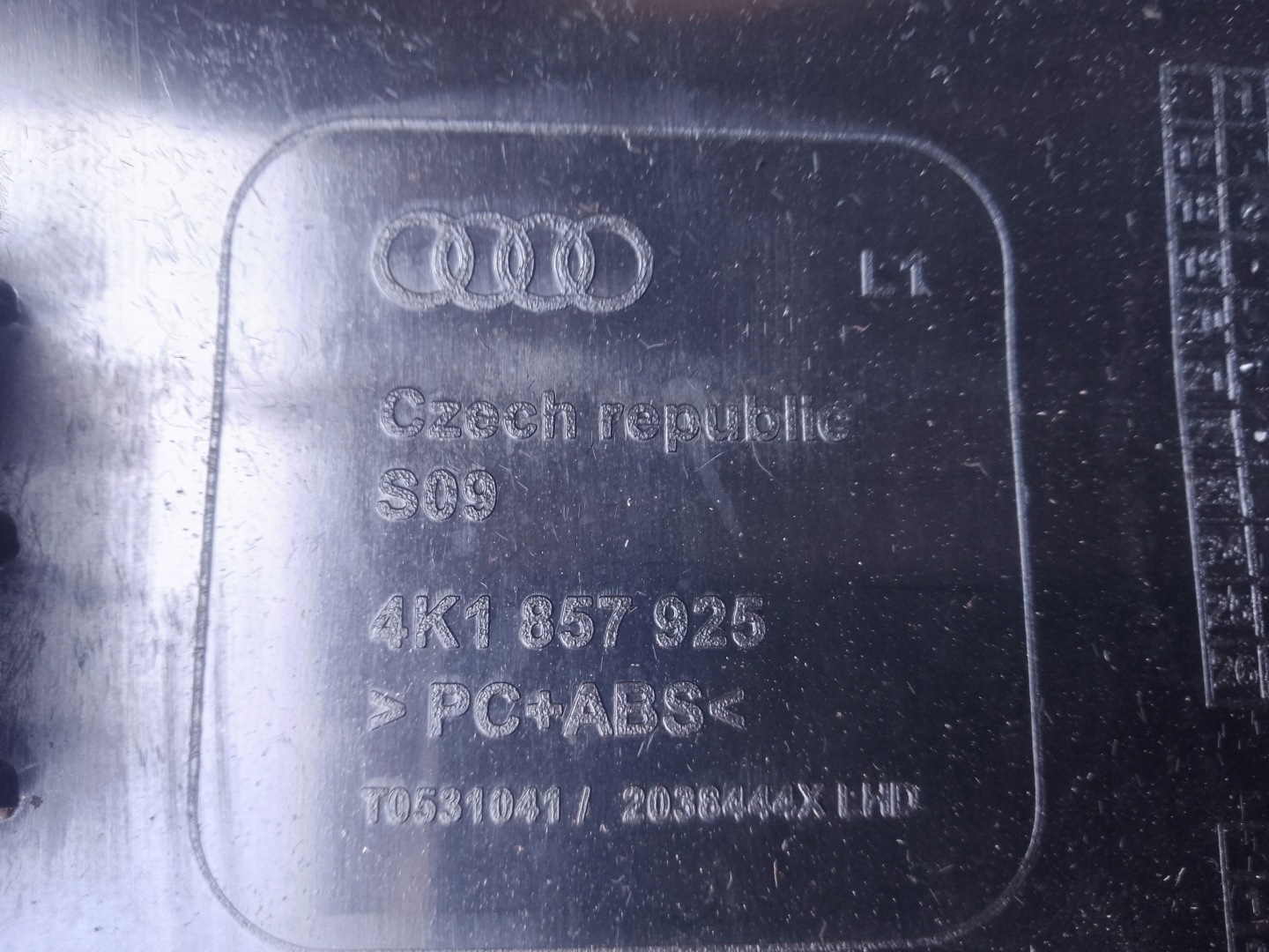 plato passenger compartment driver´s A6 A7 C8 4K1857925