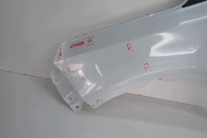 SUZUKI VITARA III 15- fender left front front