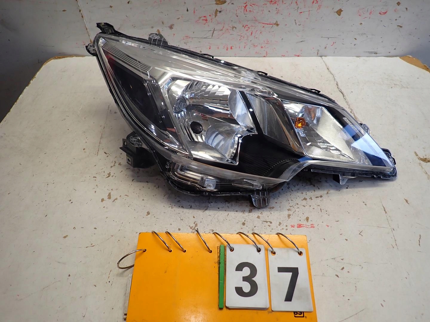 light front front right MITSUBISHI SPACE STAR III 2019