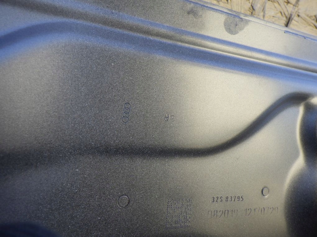 AUDI A6 C8 4K9 KOMBI door right rear.
