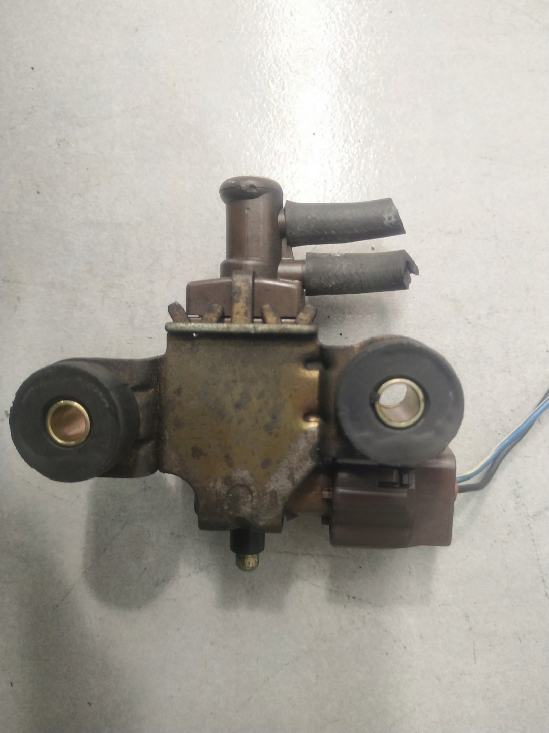 Sensor Unterdruck COROLLA E12 2.0 D4D 2581927020