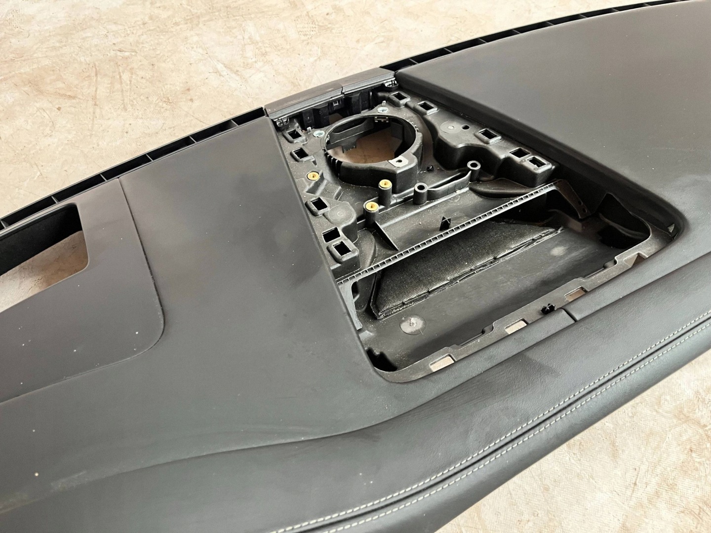 dashboard instrument panel PORSCHE PANAMERA 971 speakers BURMESTER + airbag @M