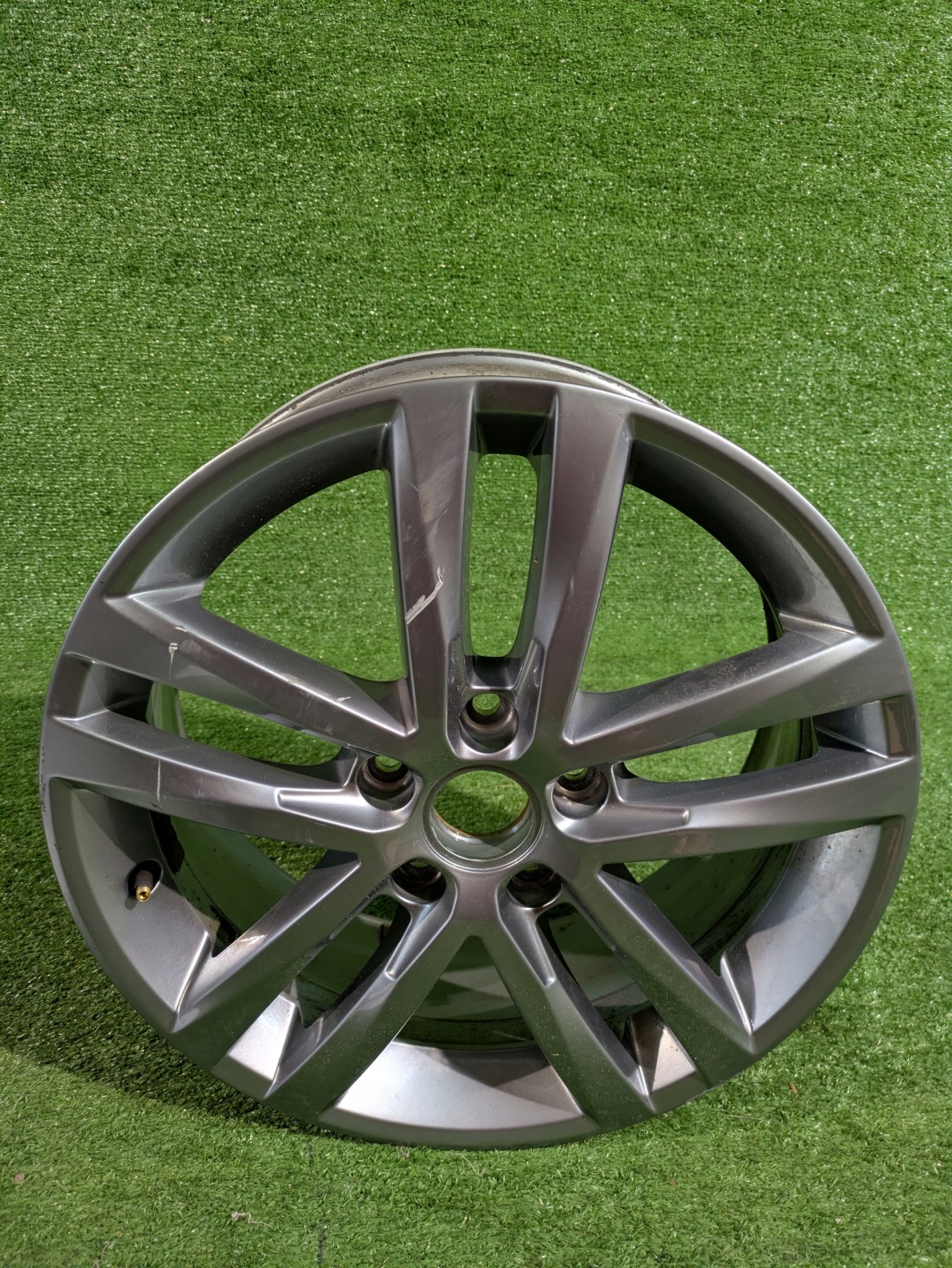disk disk hliníkový VW TOURAN 17" 6.5J ET52 NR.141