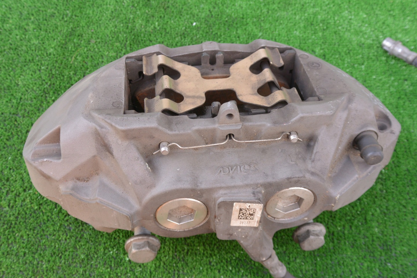 caliper front left original MERCEDES W213 W238 E400 AMG