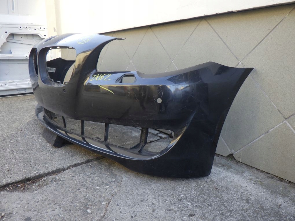 BMW 5 F10 F11 2010- front bumper