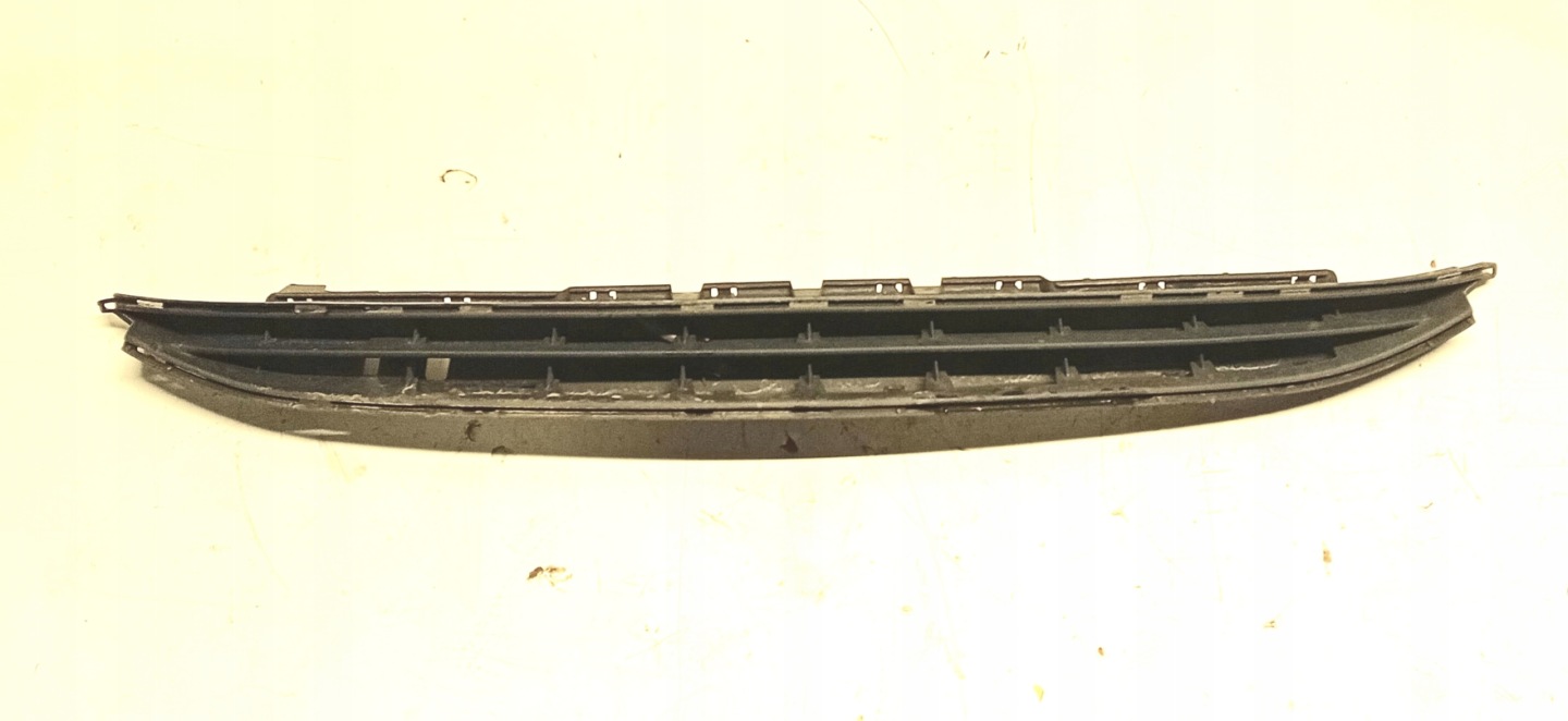 Lüftungsgitter der Stoßstange mitte OPEL CORSA E 13432002