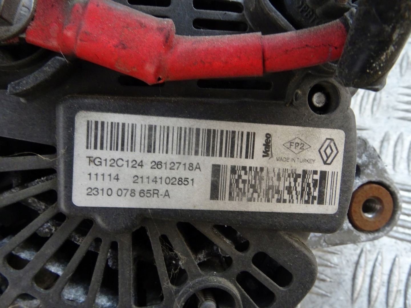 RENAULT CLIO IV 4 alternator 231007865 1.5 DCI