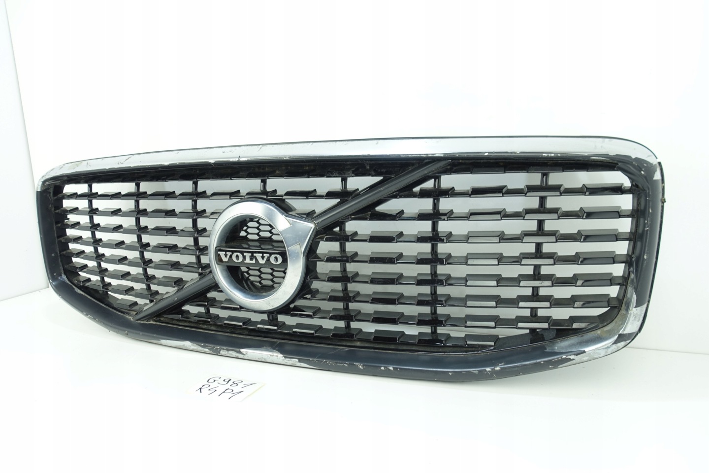 VOLVO XC60 II R-DESIGN 2017- Grill Grill der Stoßstange 31425534