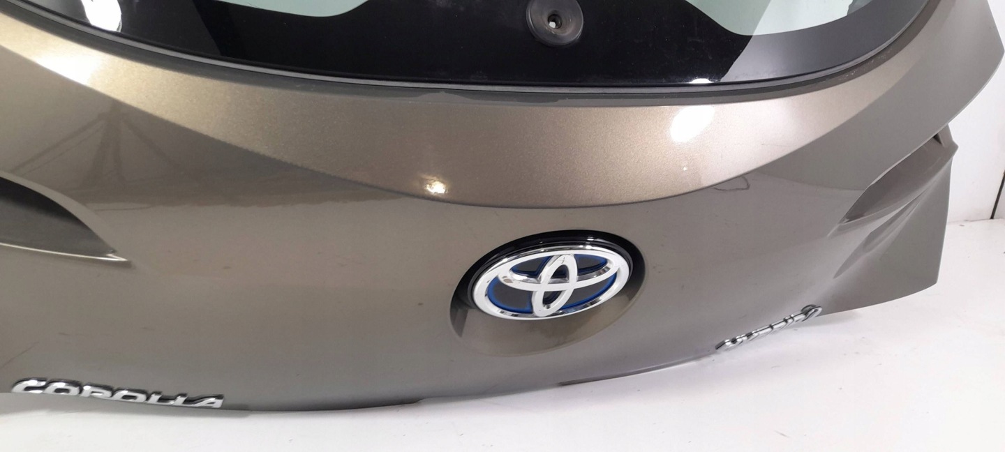 Toyota Corolla E21 Hatchback trunk door boot 6X1 (H39)