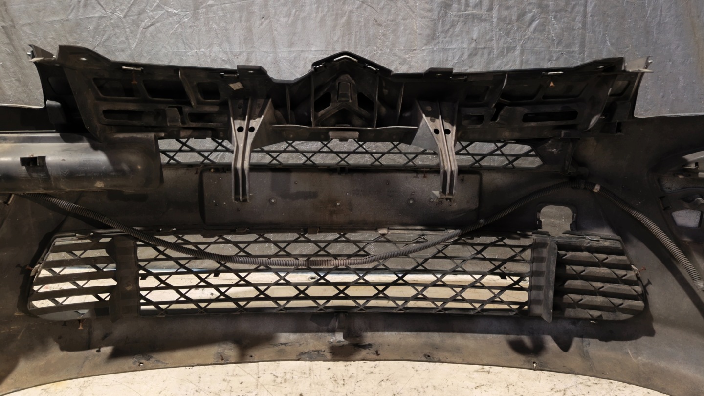 front bumper CITROEN PICASSO C4 2008r