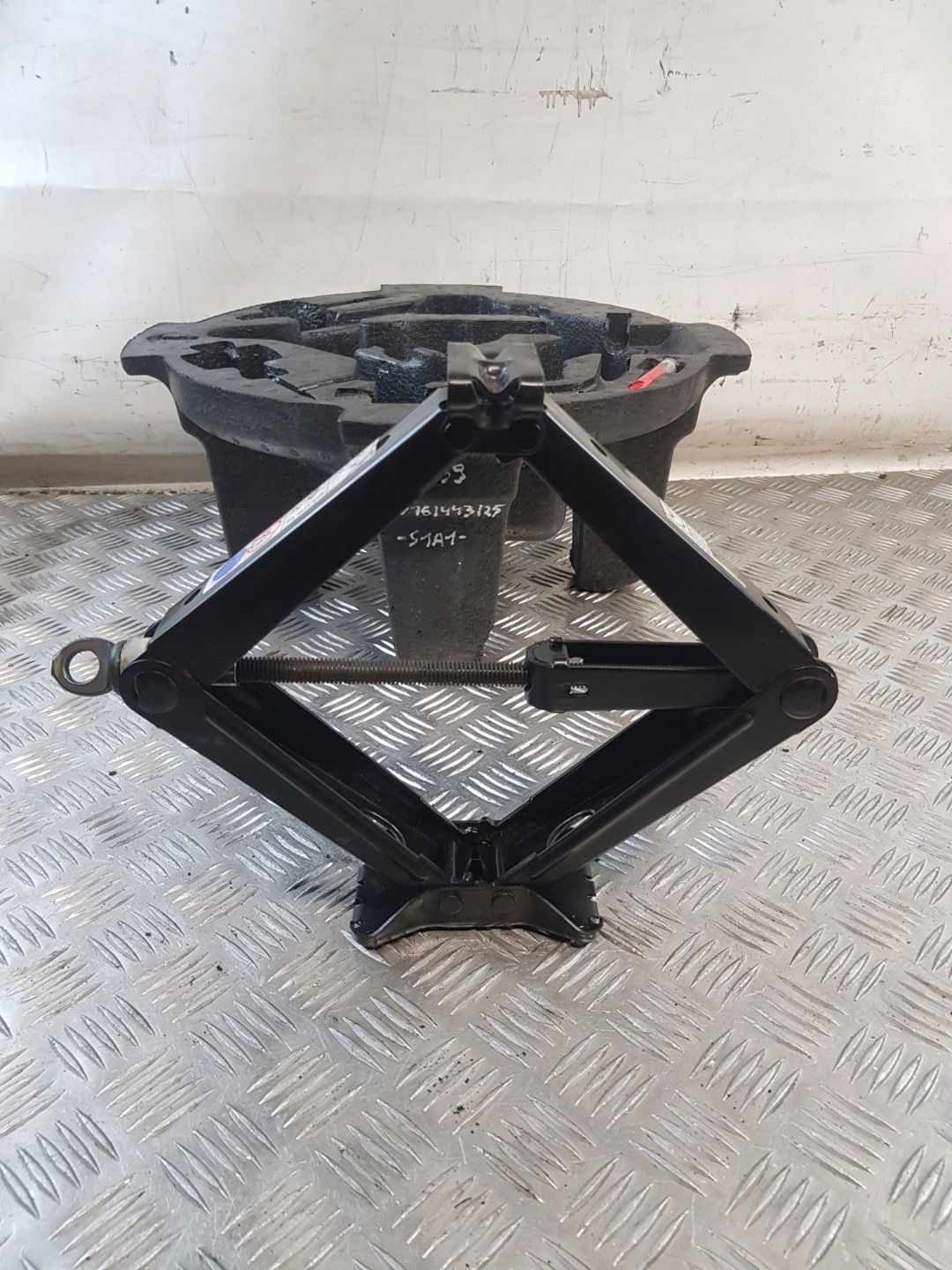Cric Roues Levier de vitesse Clé ALFA ROMEO 159 07R