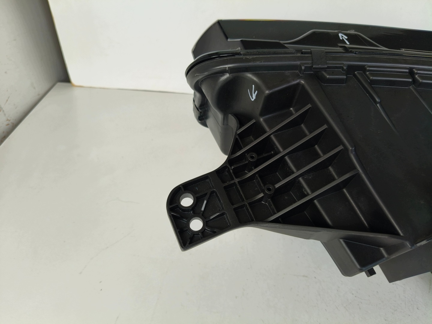 light right REFLEKTOR FORD EXPLORER EV 23- FULL LED