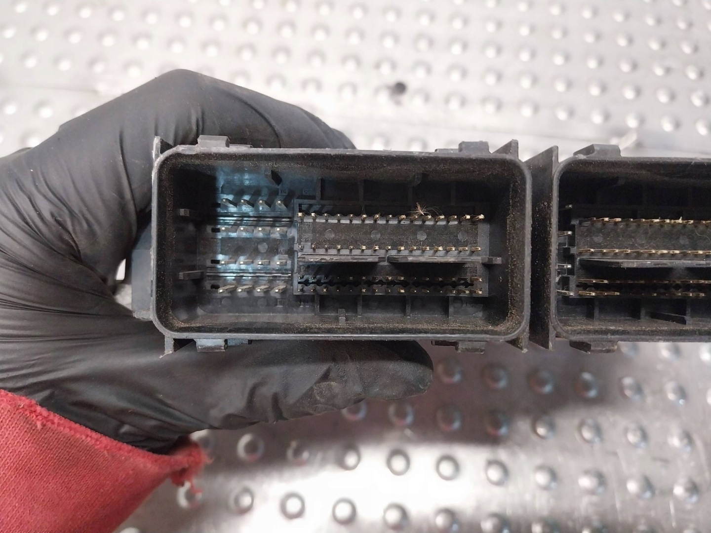 computer control unit of the engine F1FA-12A650-ASF FORD FOCUS MK3 1.0 ECOBOOST