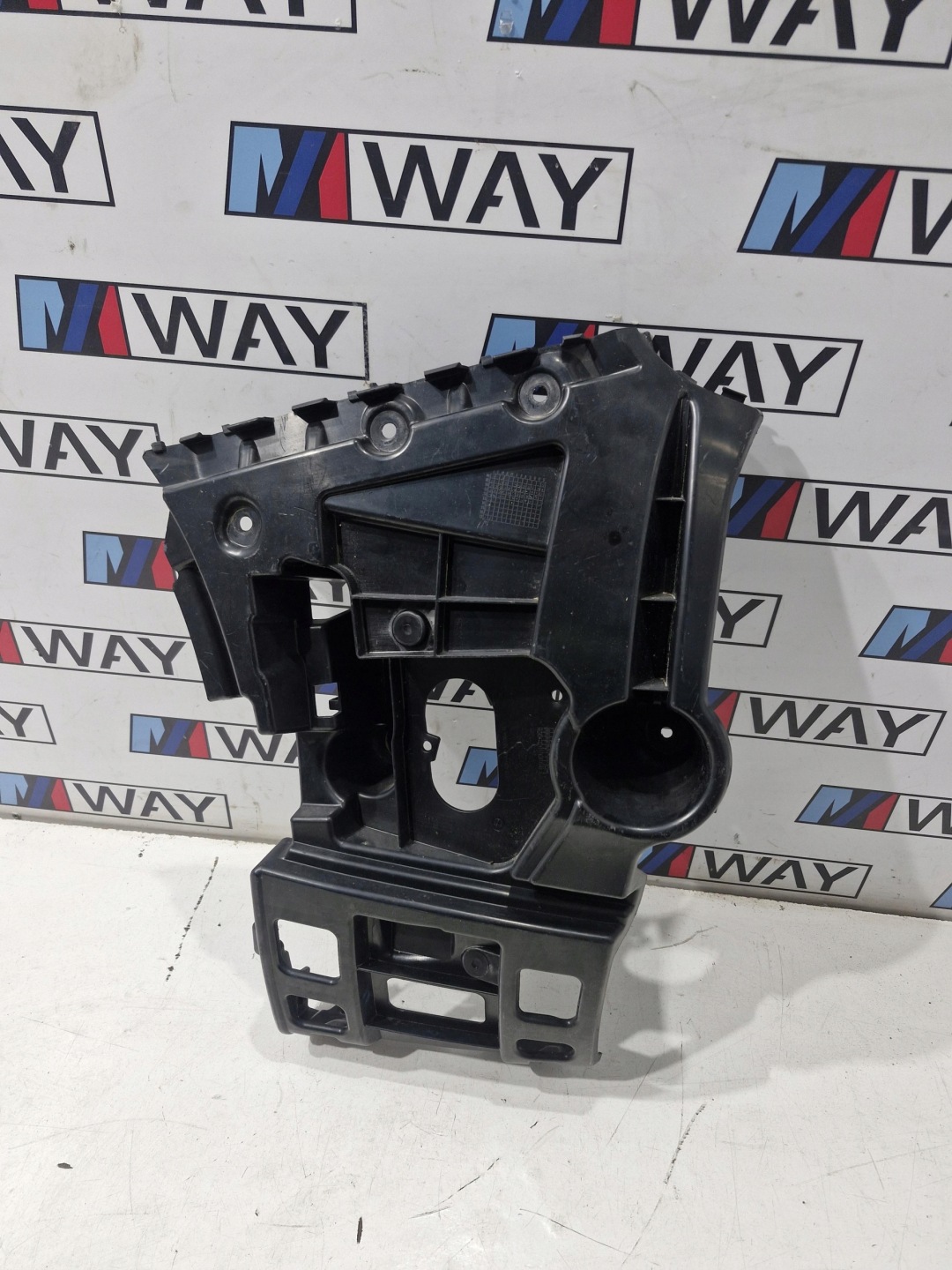 2991779 BMW X1 E84 Support Support plaque Pare choc Gauche Arrière