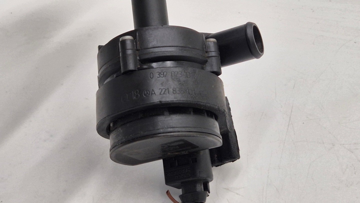 supplementary water pump MERCEDES 2118350164 original!!
