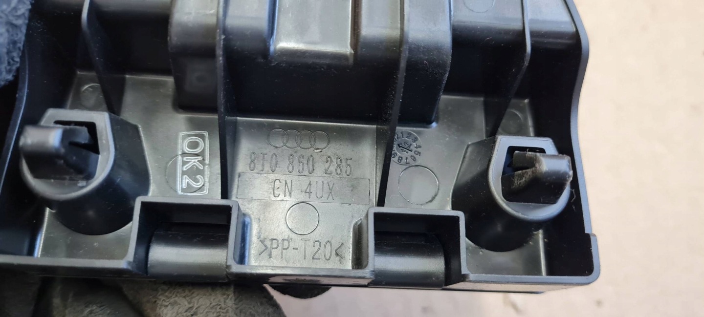 A4 B8 LIFT bracket holder TROJKATA hook 8T0860285 A6 C7 A5 8T