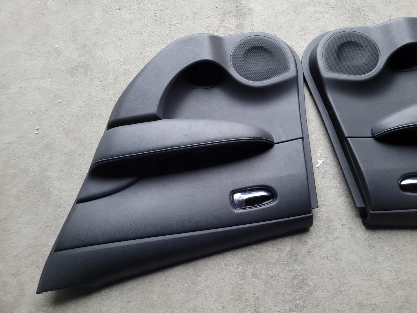 side door rear part rear left NISSAN LEAF II ZE1