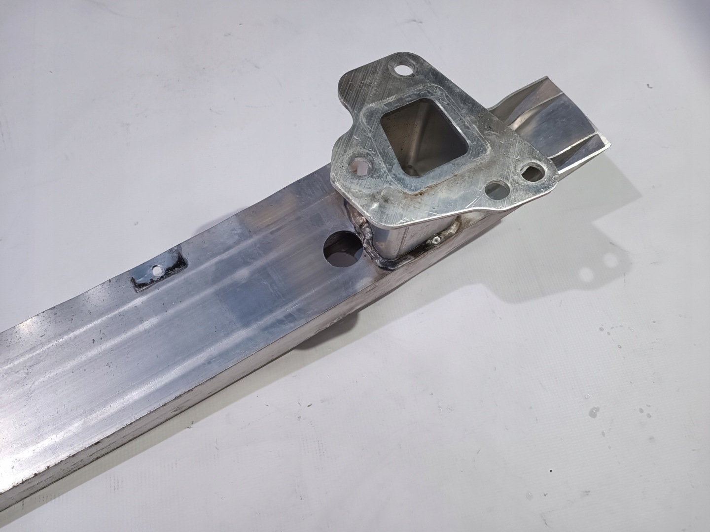 bumper support rear part rear Chevrolet Camaro 2016