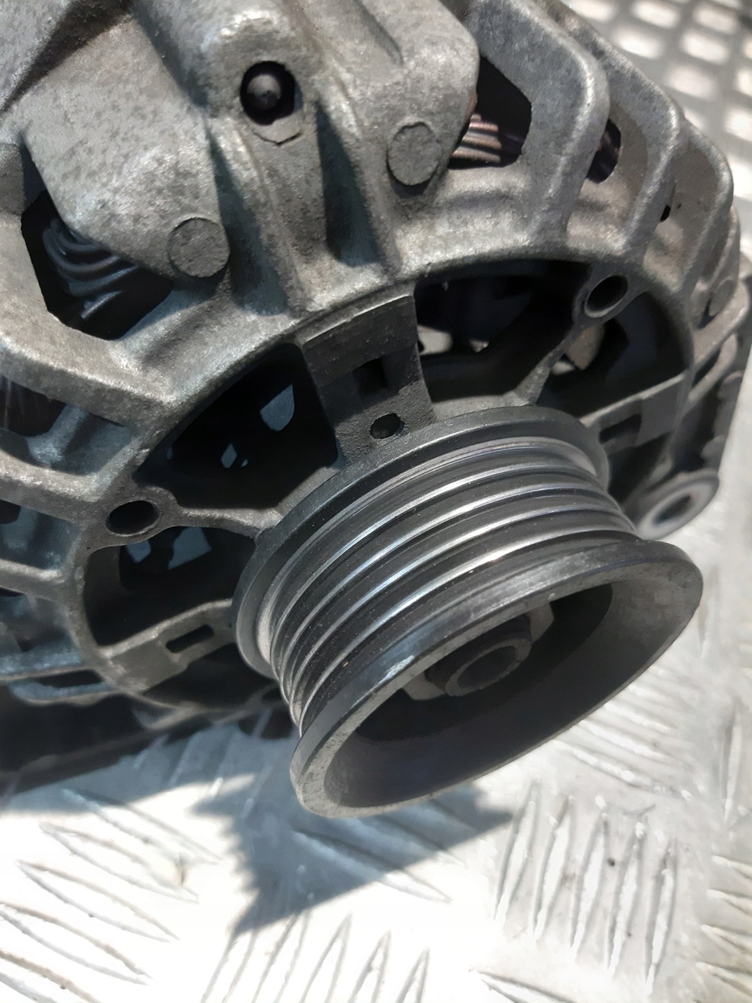 alternator VALEO SG9B011 VW PASSAT B5 1.6 B