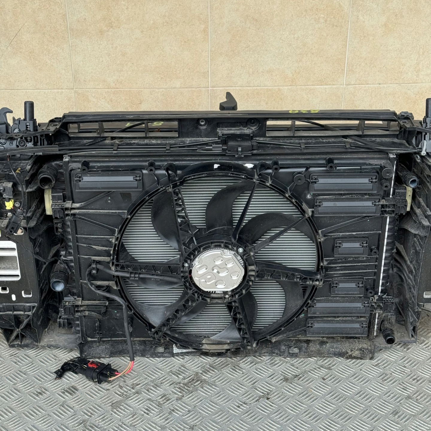 support panel for radiators complete radiator AUDI Q3 83A 1.5 TFSI