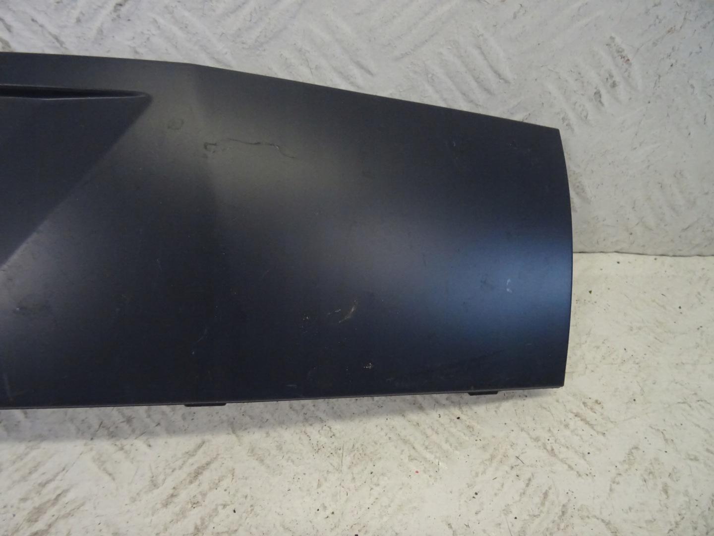 grid of a bumper front front right VW T5 7E5807490C