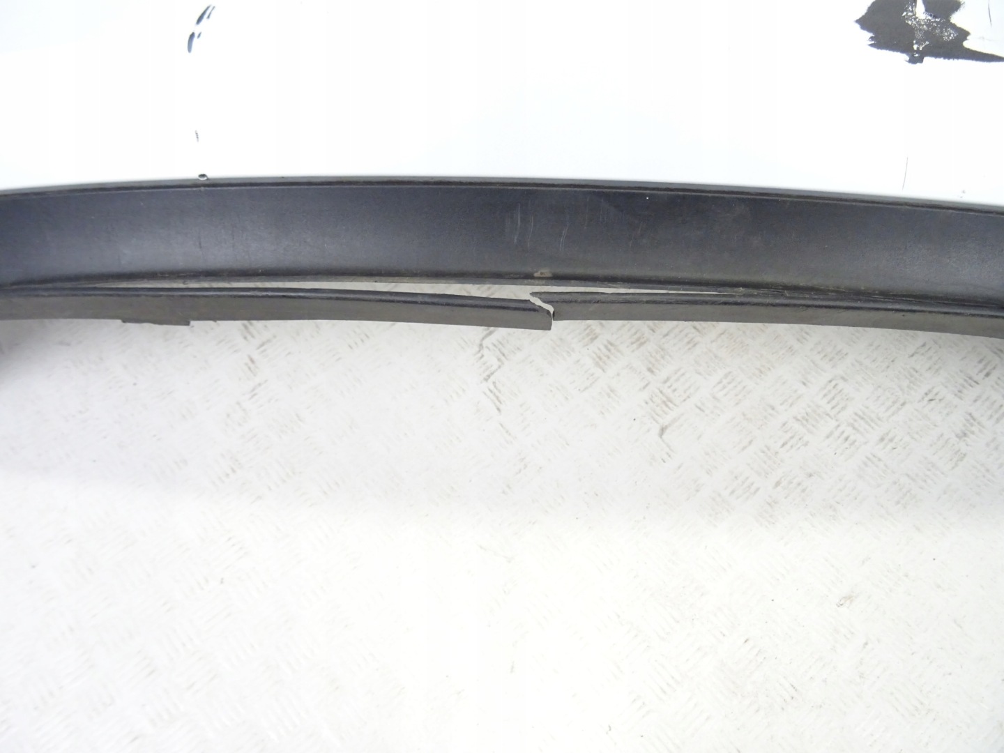 Tesla Model 3 Stoßstange heck hinten